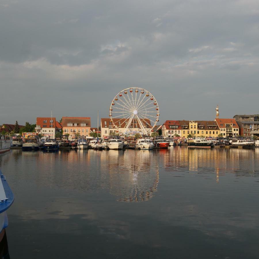 Appartamento Mueritz-Brise Waren  Esterno foto